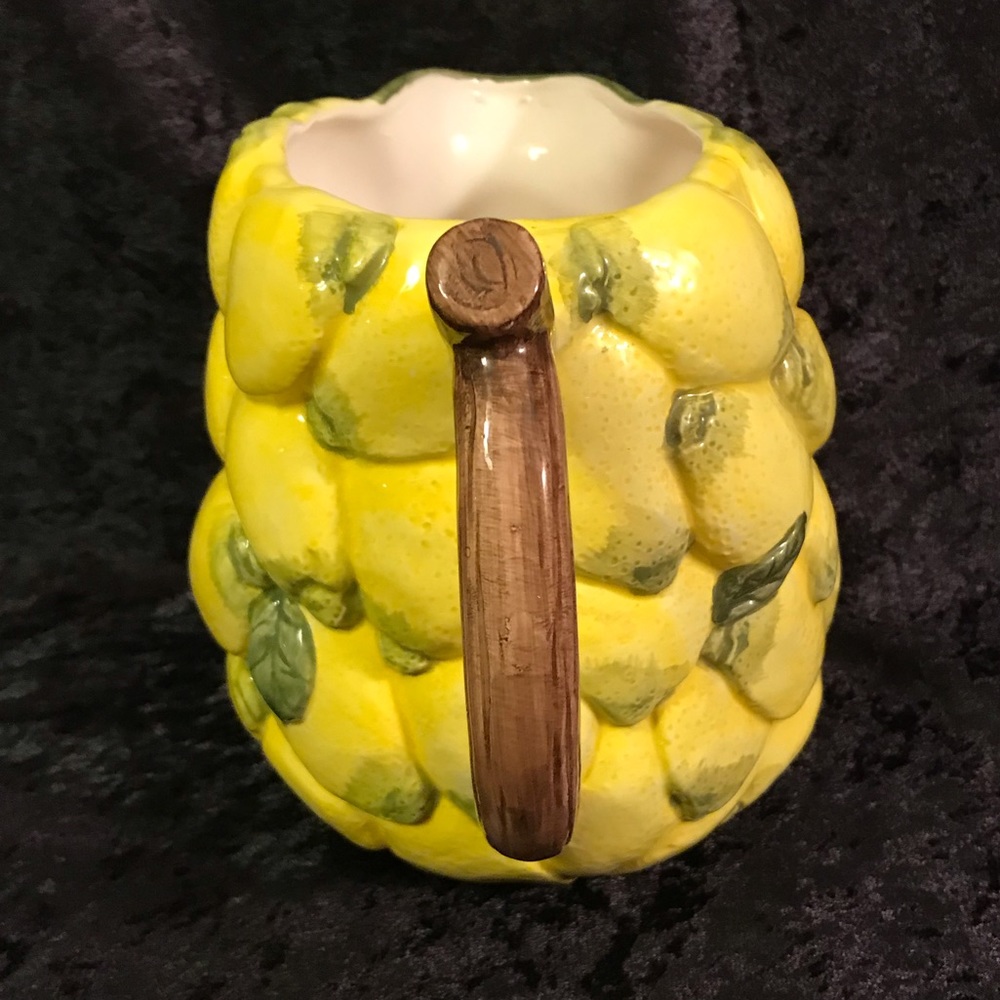 Pitcher Lemon designed - Picture 3 of 8